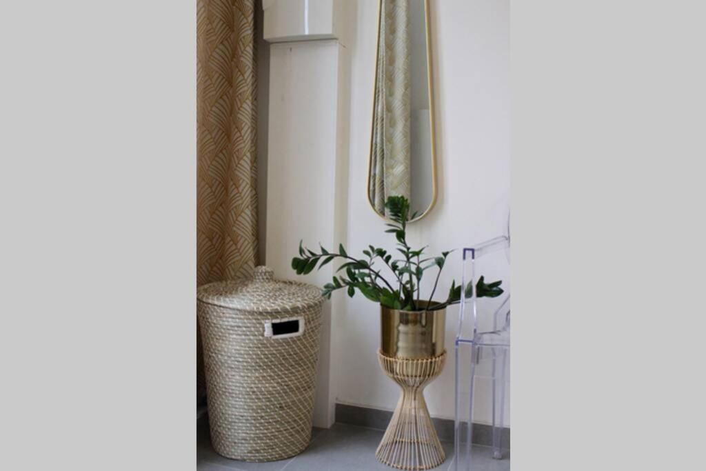 Studio - Moderne - Netflix & Wifi Paris Bagian luar foto